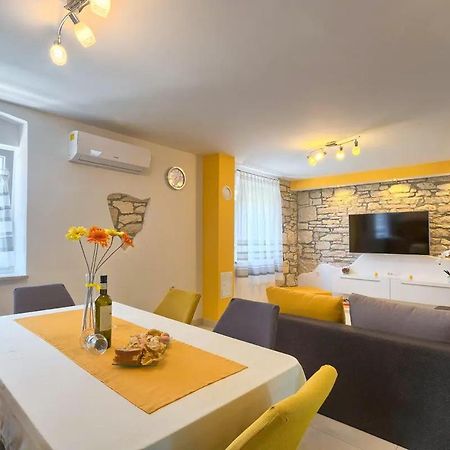 Apartment Viola ,2019 Медулин Екстериор снимка